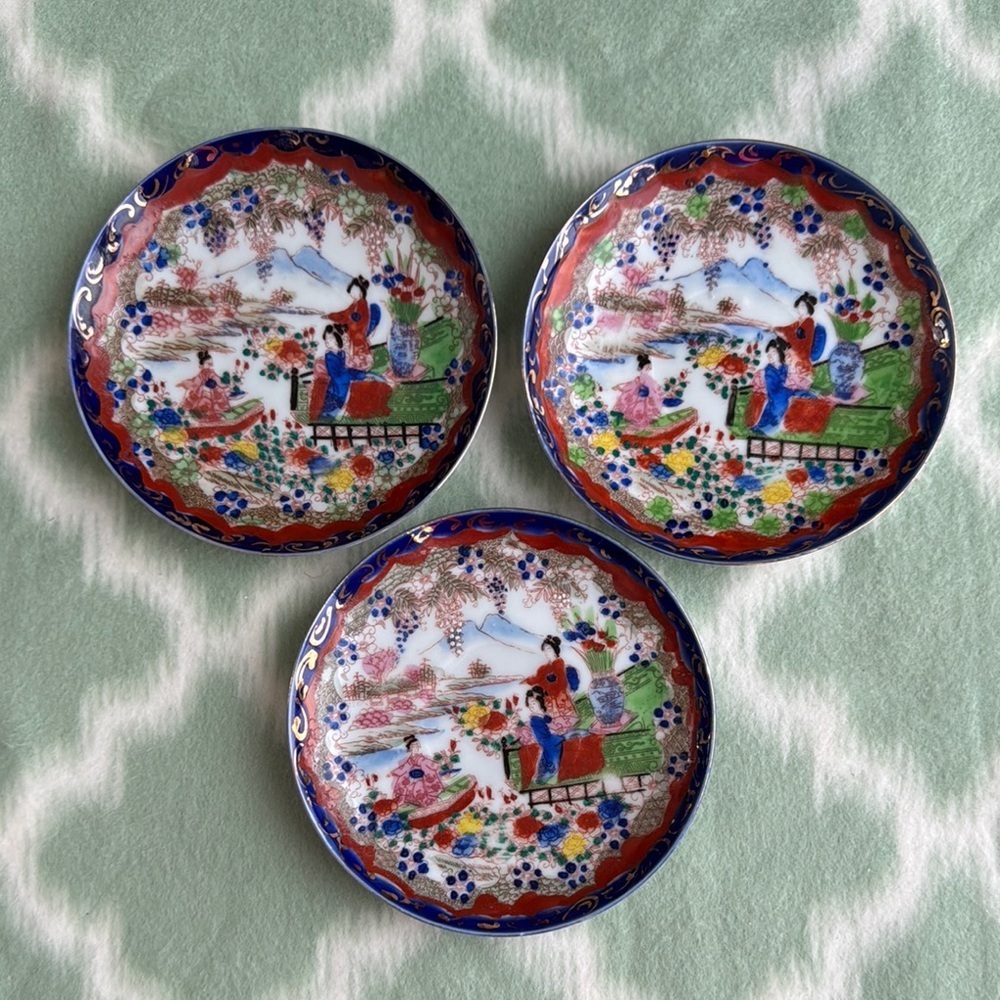 Vintage Japan Decorative Plates Set of 3 - red and blue, cream and pink